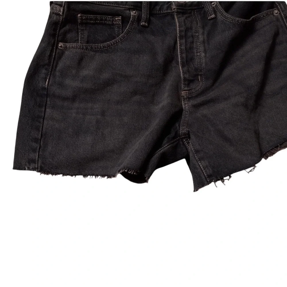 Universal Thread Womens Mid-Rise 90s Baggy Shorts‎ Black Denim 4 4